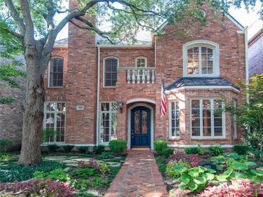 7985 Caruth Court, Dallas, TX 75225