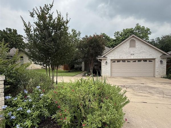 356 Mahan ST, Meadowlakes, TX 78654