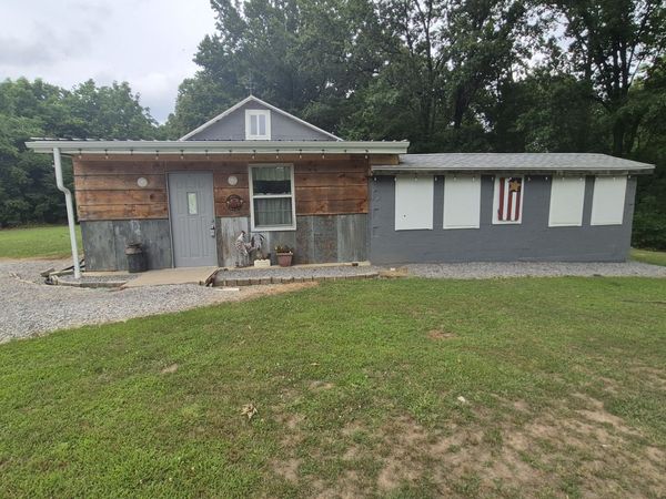 250 Lakeview Road , Galatia, IL 62935