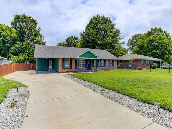 1744 GOODHAVEN DR, Memphis, TN 38116