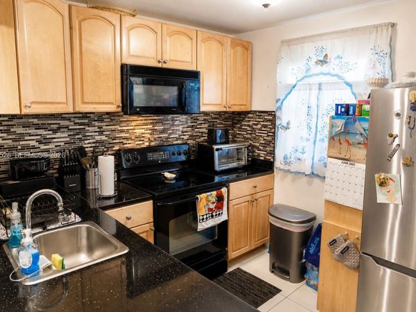 12014 S Greenway Cir S , Unit 105, Royal Palm Beach, FL 33411