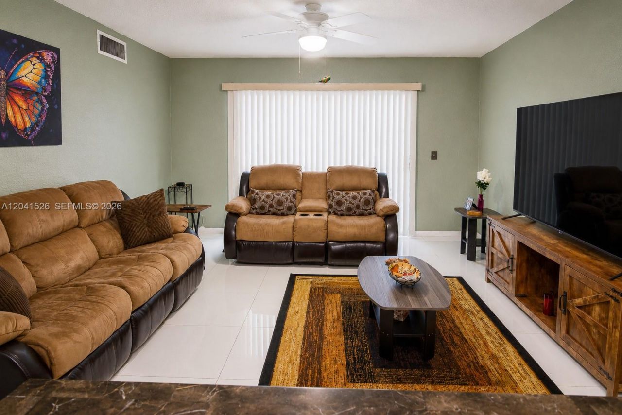 12014 S Greenway Cir S , Unit 105, Royal Palm Beach, FL 33411 Photo