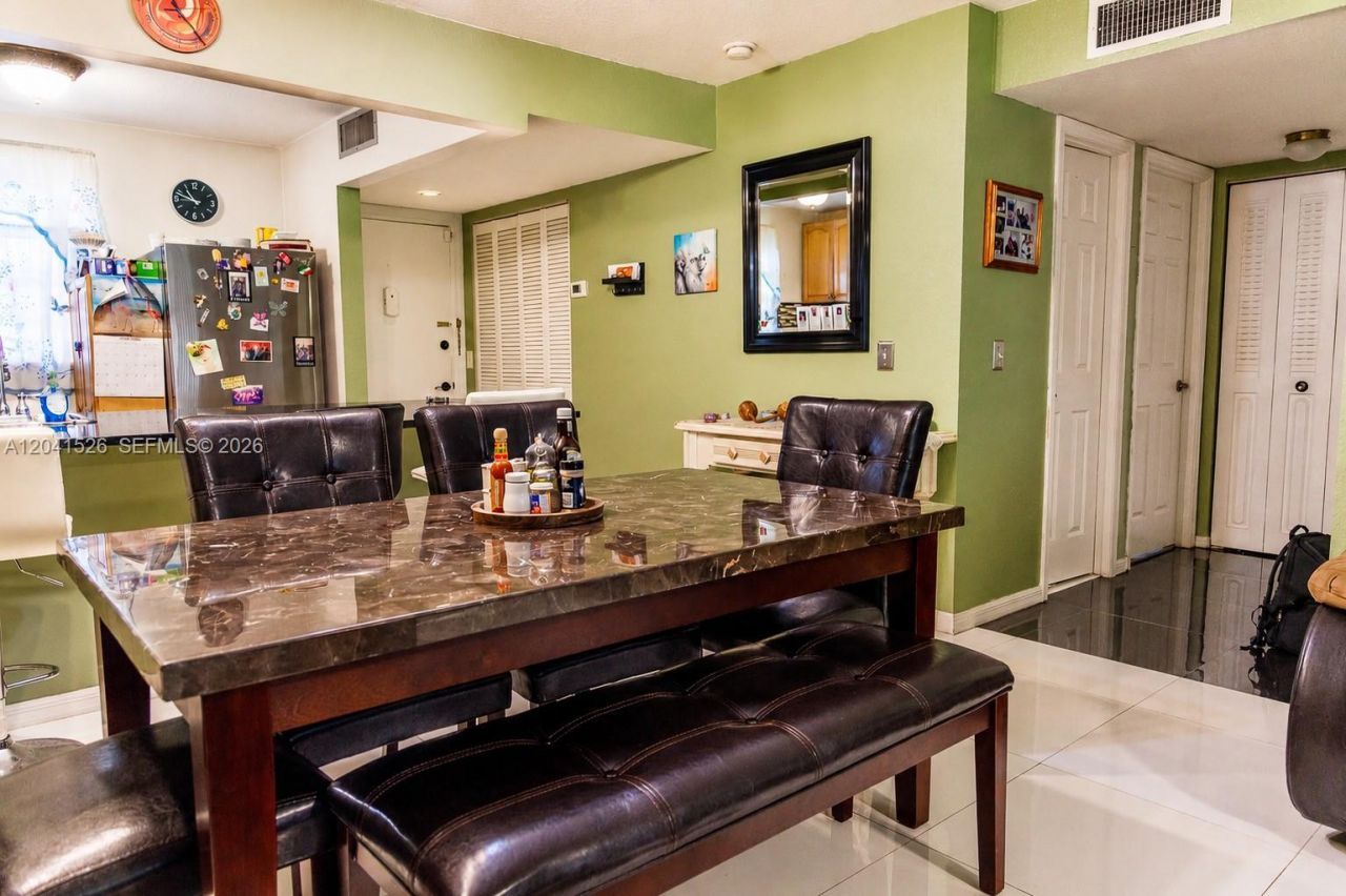 12014 S Greenway Cir S , Unit 105, Royal Palm Beach, FL 33411 Photo