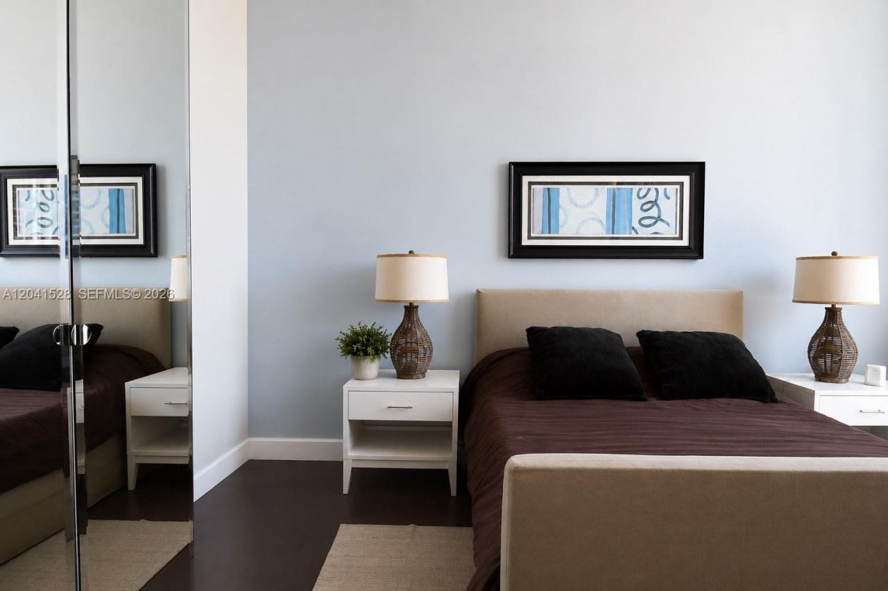 2100 Van Buren St, Unit 421, Hollywood, FL 33020 Photo