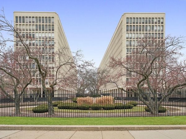 1450 E 55th Place , Unit 525S, Chicago, IL 60637
