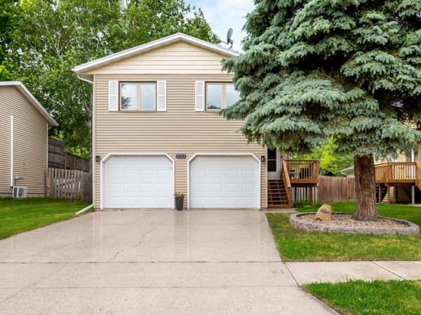 3033 20th Street S, Fargo, ND 58103