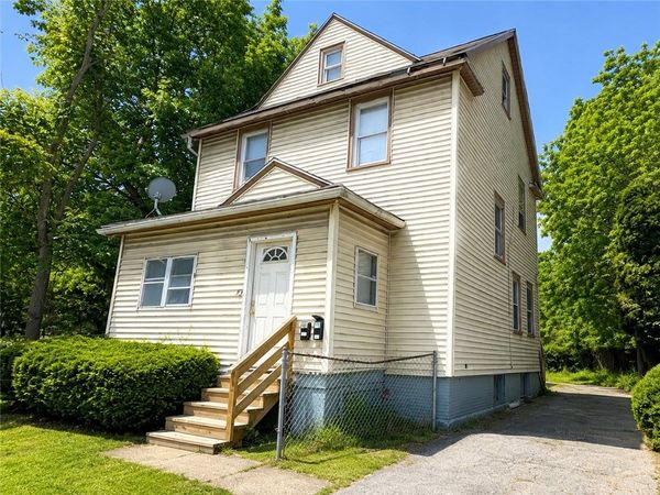 15 Home Place , Rochester, NY 14611