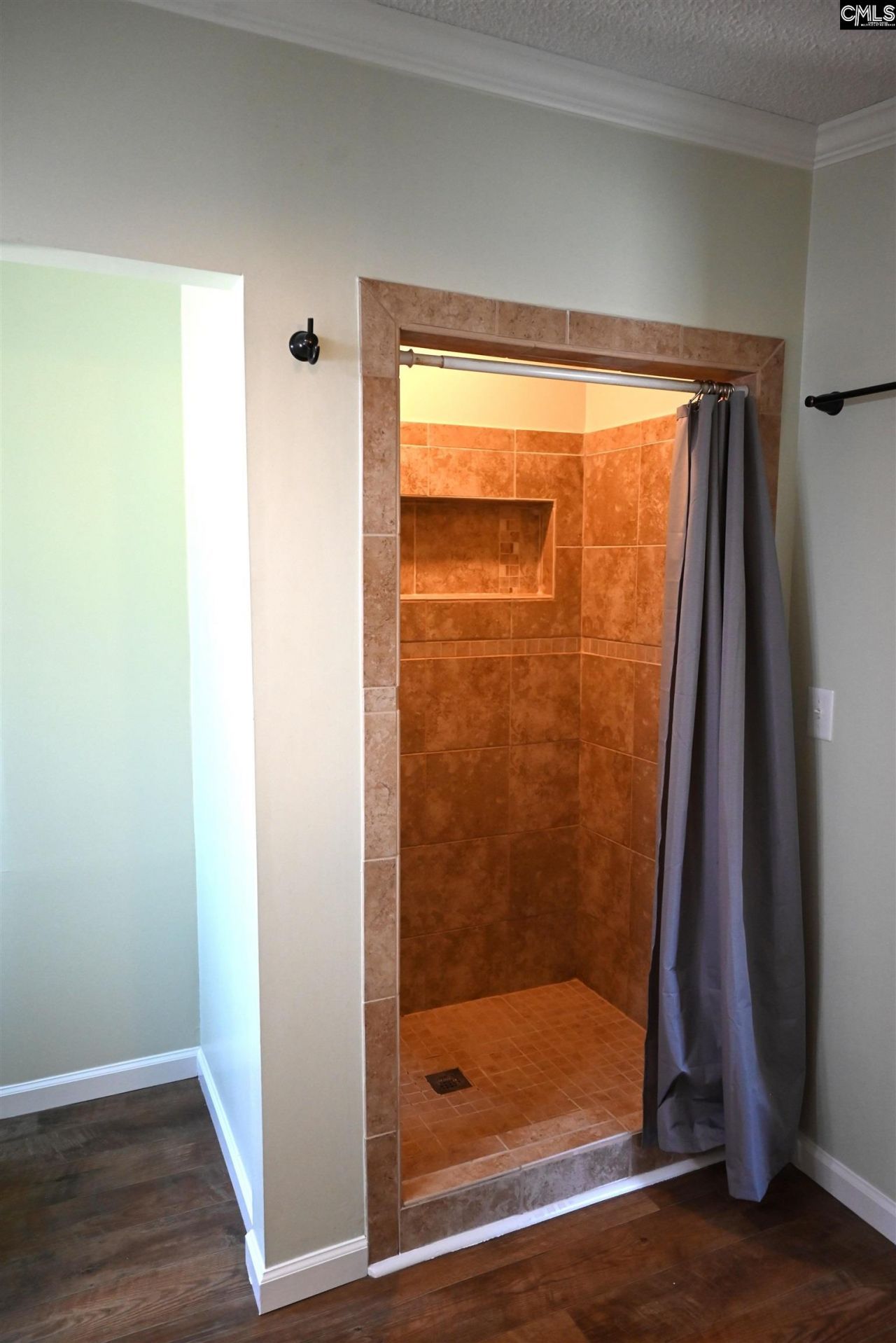209 Ann Street  Photo 13