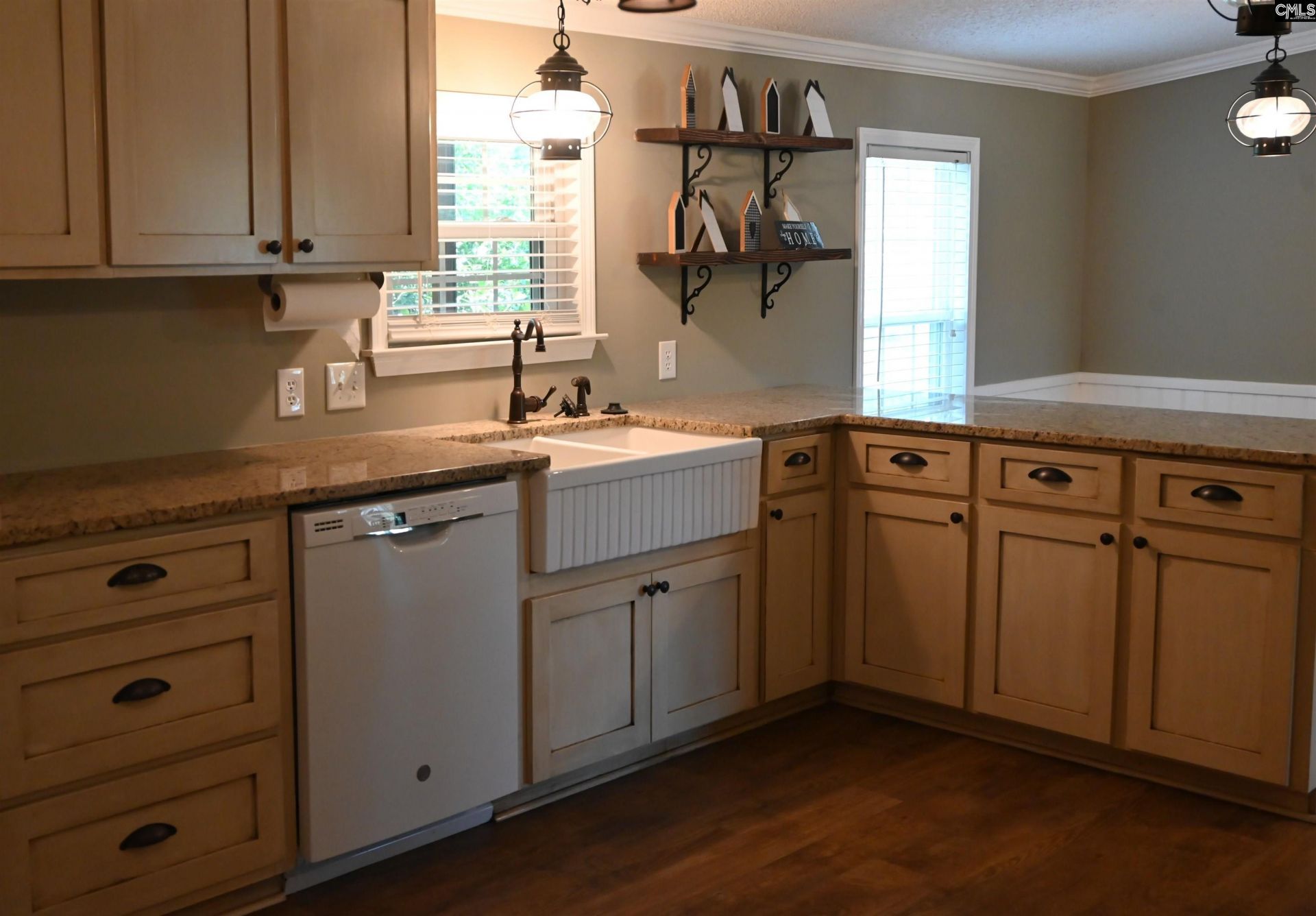 209 Ann Street  Photo 17
