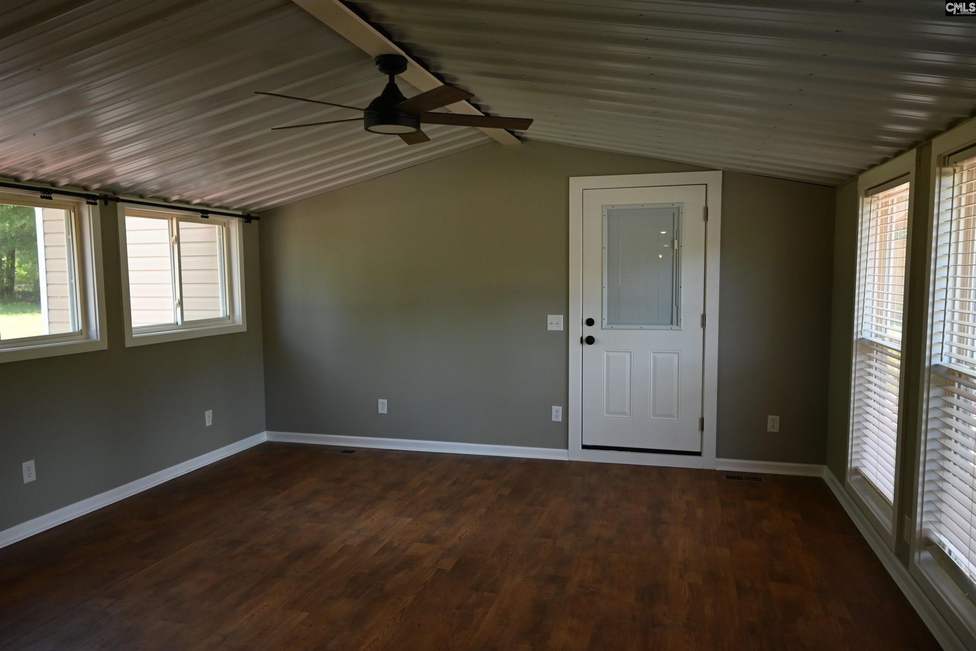 209 Ann Street  Photo 24