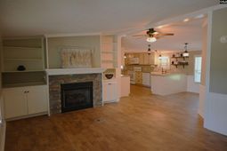 209 Ann Street  photo 4