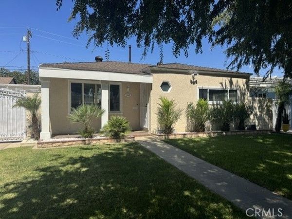 3759 Ocana Avenue, Long Beach, CA 90808