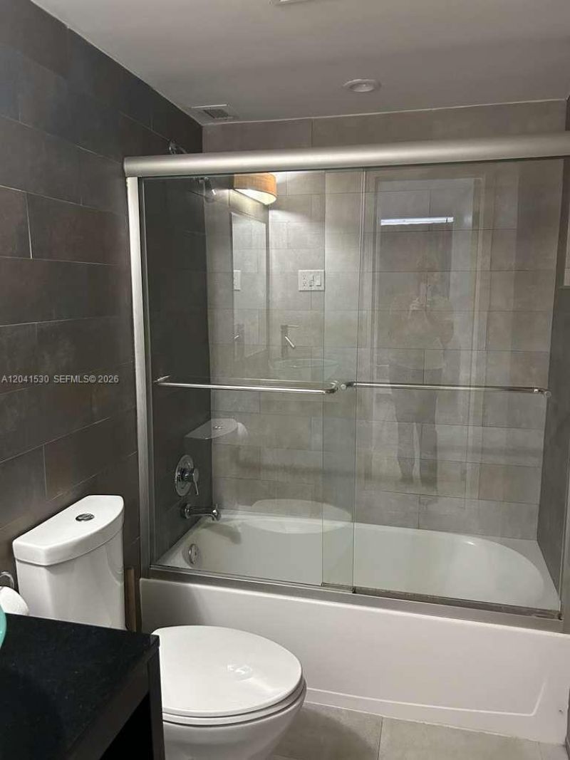 2016 Bay Dr, Unit 602, Miami Beach, FL 33141 Photo
