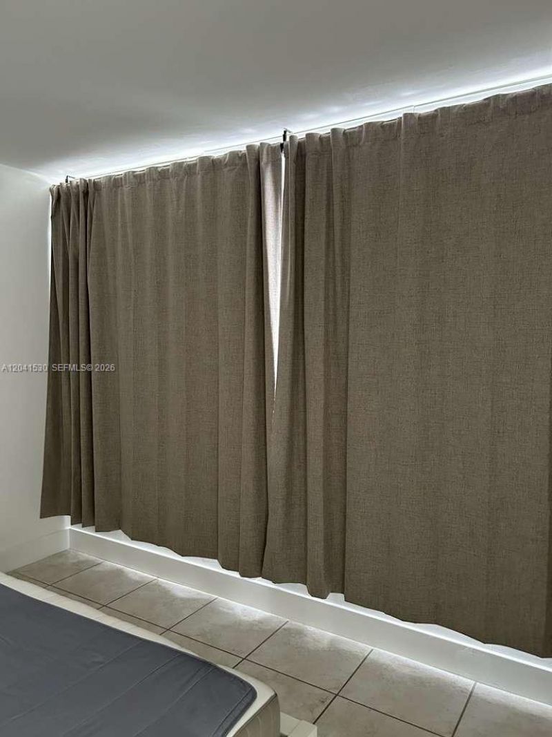 2016 Bay Dr, Unit 602, Miami Beach, FL 33141 Photo