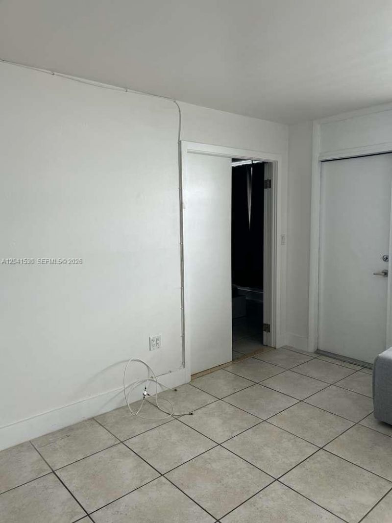 2016 Bay Dr, Unit 602, Miami Beach, FL 33141 Photo