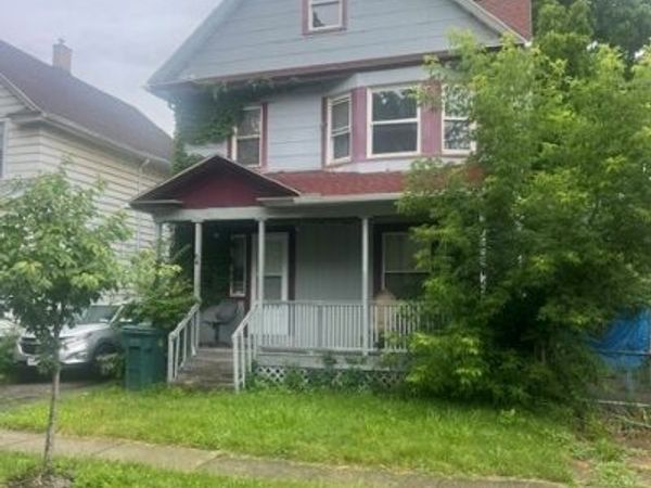 64 Roycroft Drive , Rochester, NY 14621