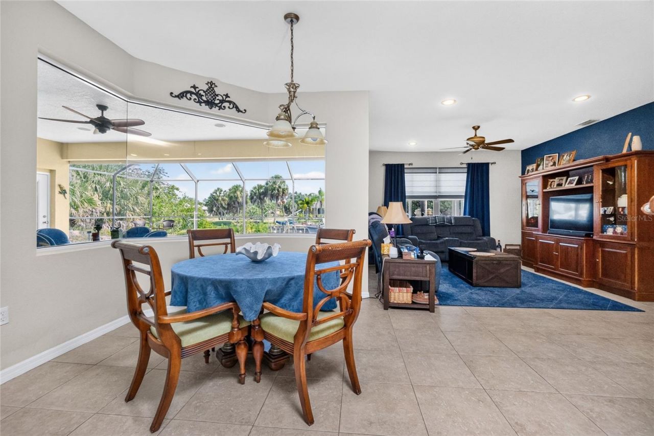 17458 Bayharbor Circle, Port Charlotte, FL 33948 Photo