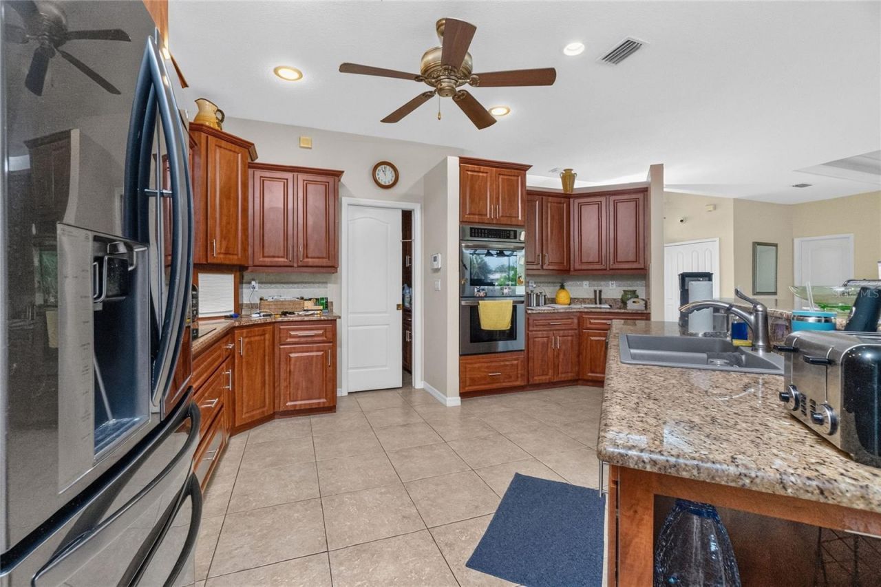 17458 Bayharbor Circle, Port Charlotte, FL 33948 Photo