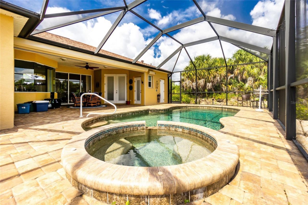 17458 Bayharbor Circle, Port Charlotte, FL 33948 Photo