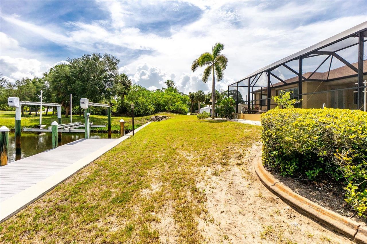 17458 Bayharbor Circle, Port Charlotte, FL 33948 Photo