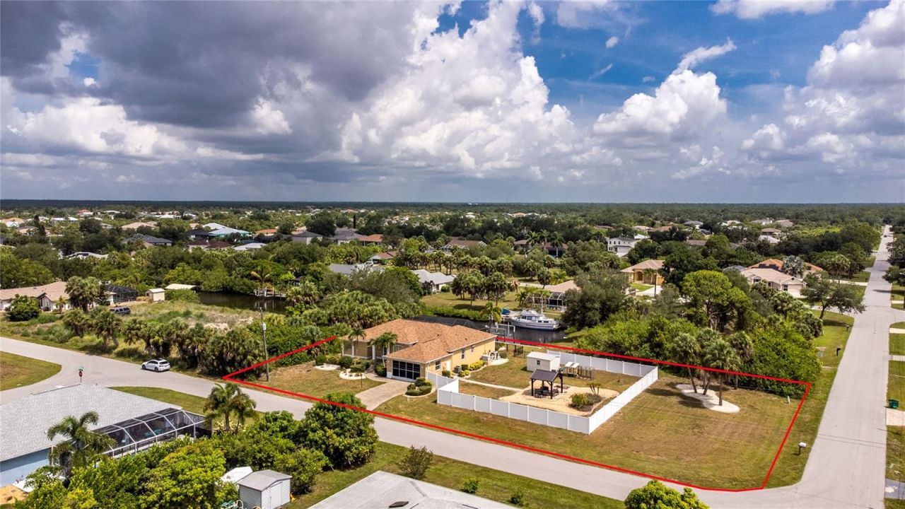 17458 Bayharbor Circle, Port Charlotte, FL 33948 Photo