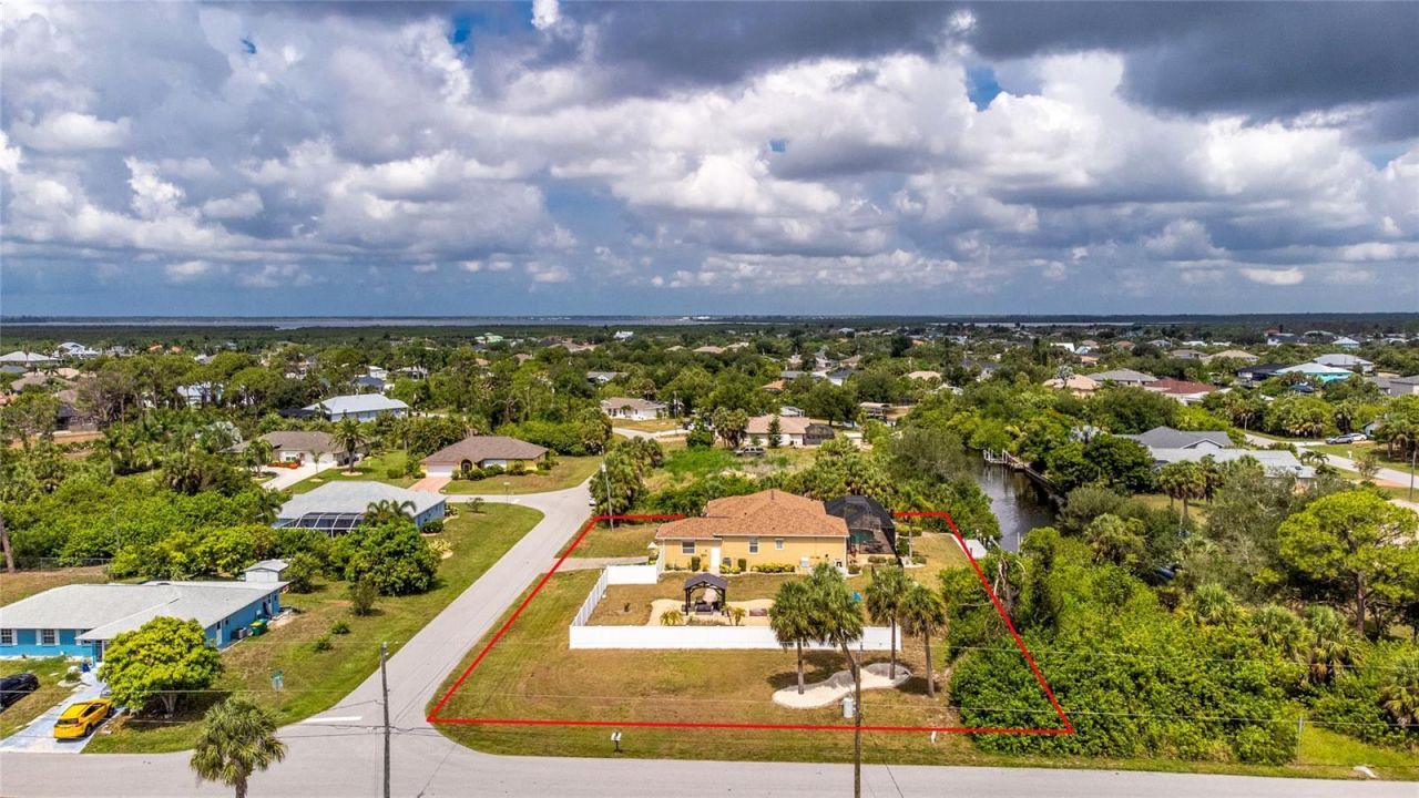 17458 Bayharbor Circle, Port Charlotte, FL 33948 Photo