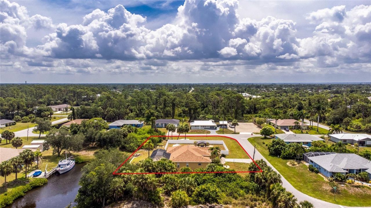 17458 Bayharbor Circle, Port Charlotte, FL 33948 Photo