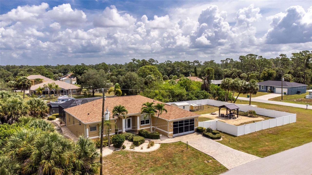 17458 Bayharbor Circle, Port Charlotte, FL 33948 Photo