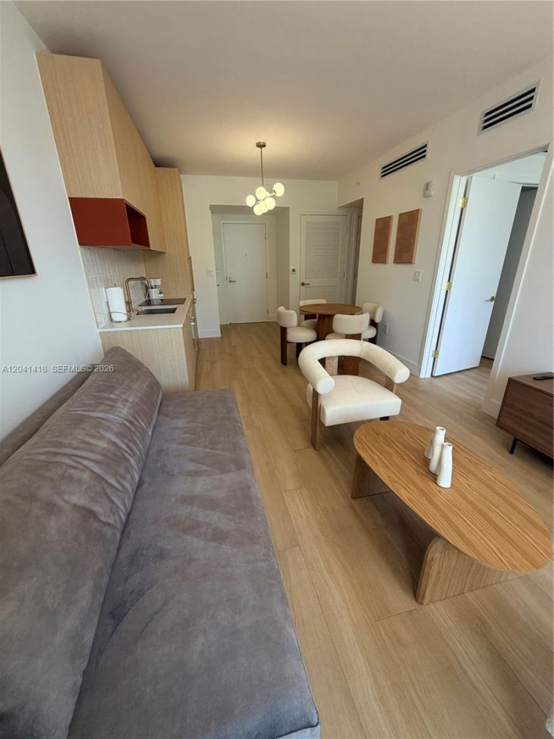 90 NE 32nd St, Unit 707, Miami, FL 33137 Photo