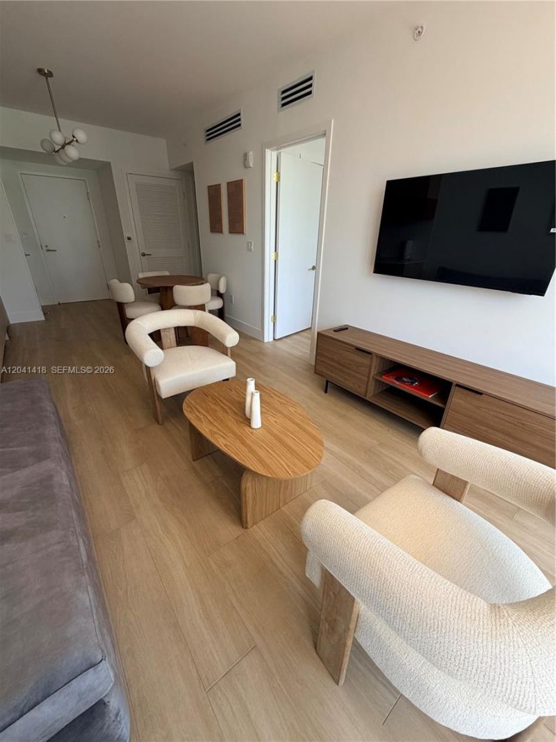 90 NE 32nd St, Unit 707, Miami, FL 33137 Photo