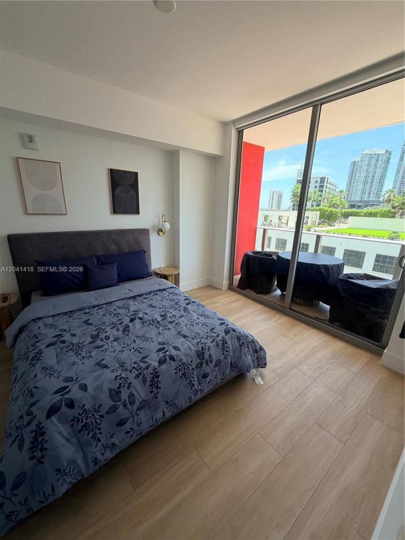 90 NE 32nd St, Unit 707, Miami, FL 33137 Photo