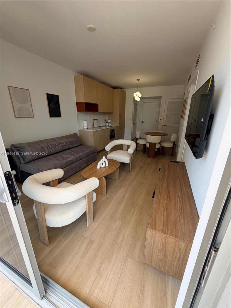 90 NE 32nd St, Unit 707, Miami, FL 33137 Photo