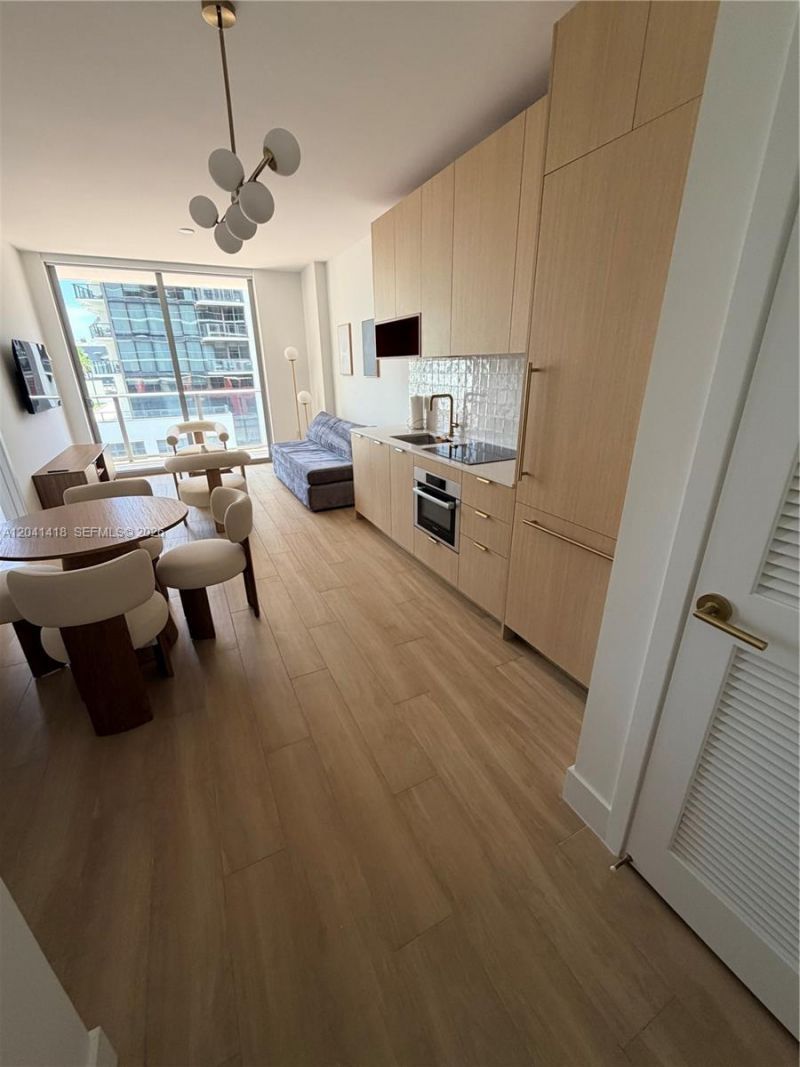 90 NE 32nd St, Unit 707, Miami, FL 33137 Photo