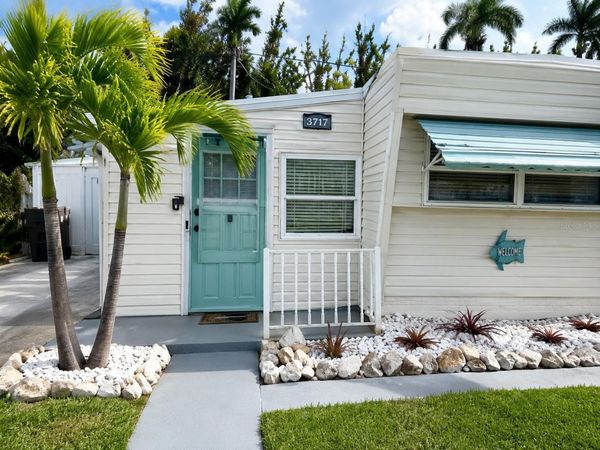3717 115TH STREET COURT W, BRADENTON, FL 34210