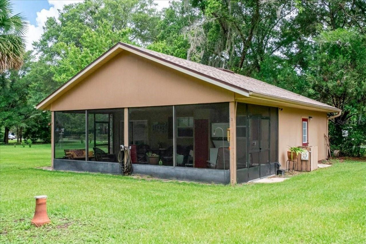267 N Orange Avenue, Lake Helen, FL 32744 Photo