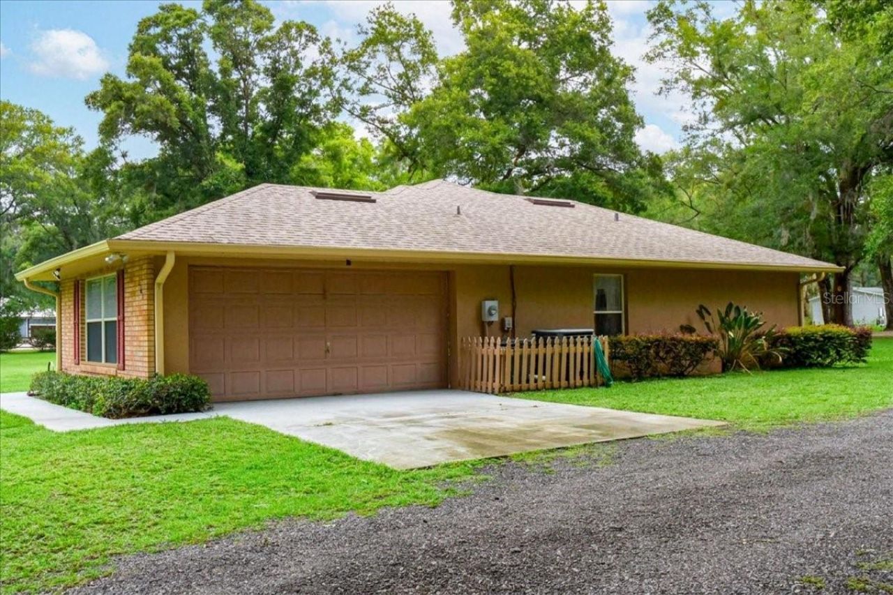 267 N Orange Avenue, Lake Helen, FL 32744 Photo