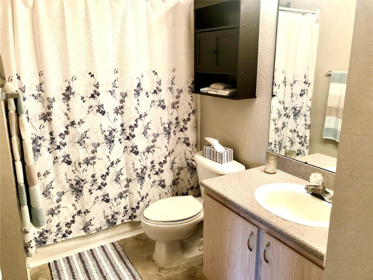 8827 Manor Loop , Unit 203, Bradenton, FL 34202 Photo