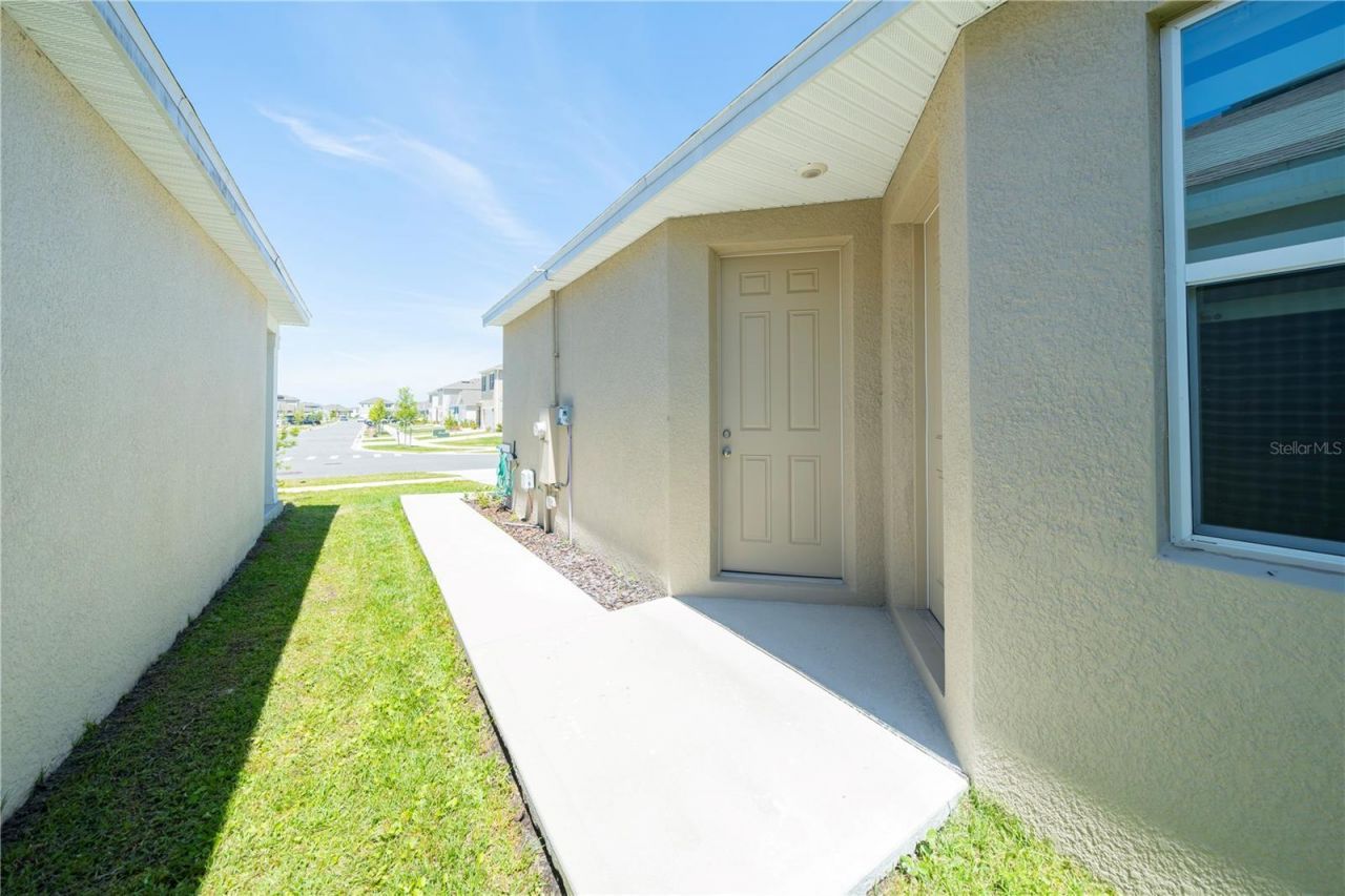 1624 Barberry Drive , Kissimmee, FL 34744 Photo