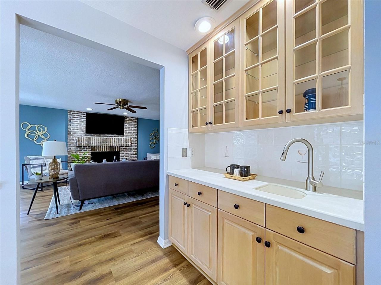 1711 Magdalene Manor Drive, Tampa, FL 33613 Photo