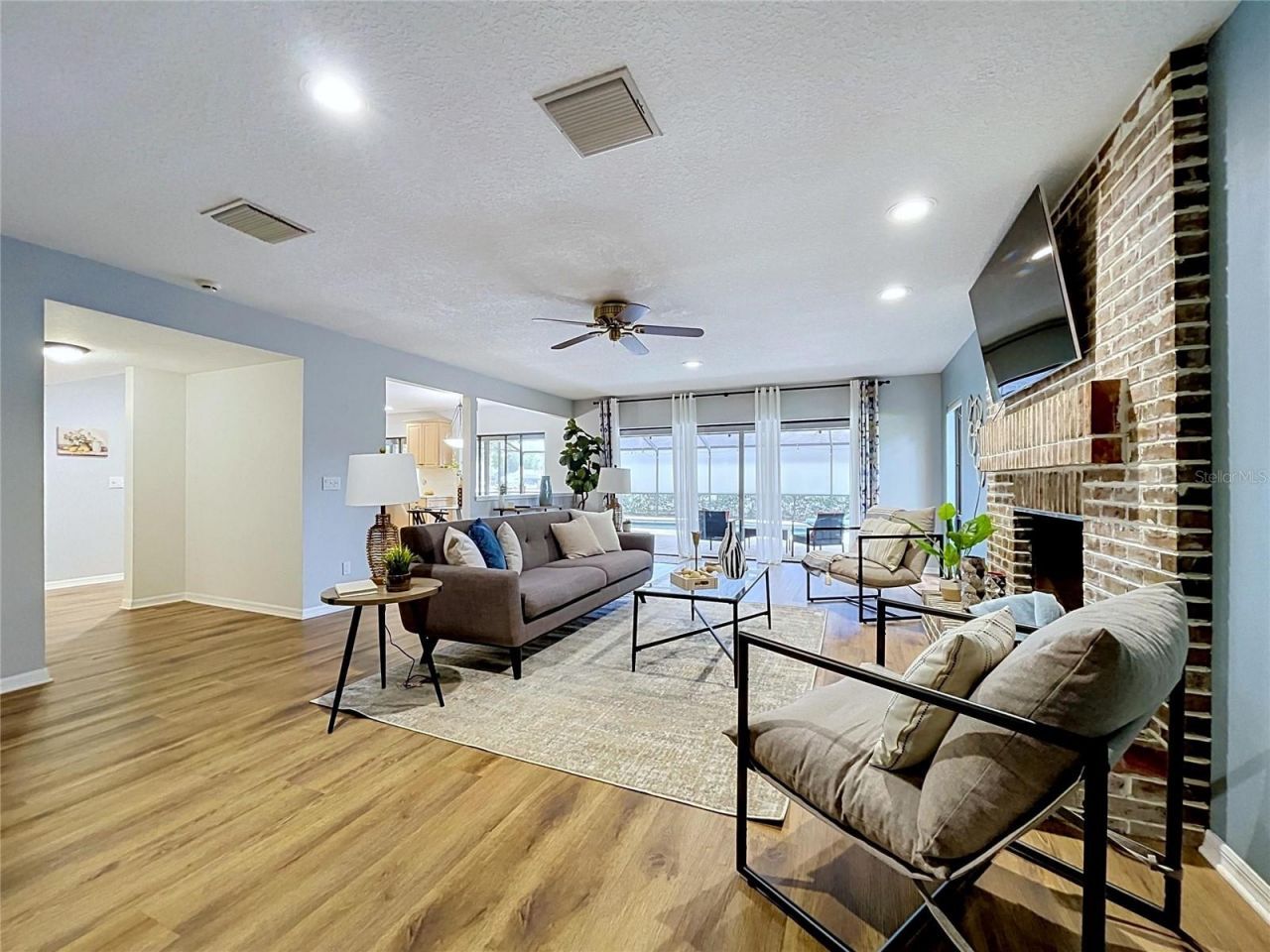 1711 Magdalene Manor Drive, Tampa, FL 33613 Photo
