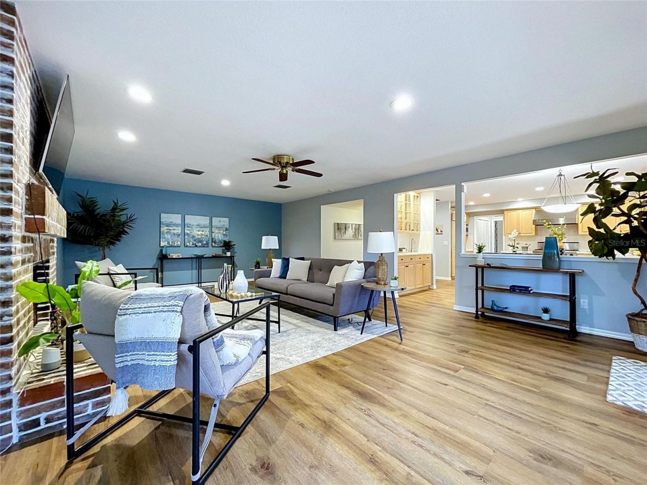 1711 Magdalene Manor Drive, Tampa, FL 33613 Photo