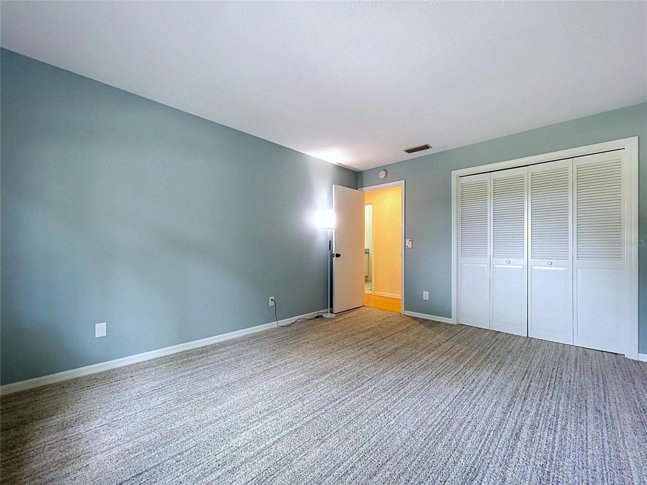 1711 Magdalene Manor Drive, Tampa, FL 33613 Photo