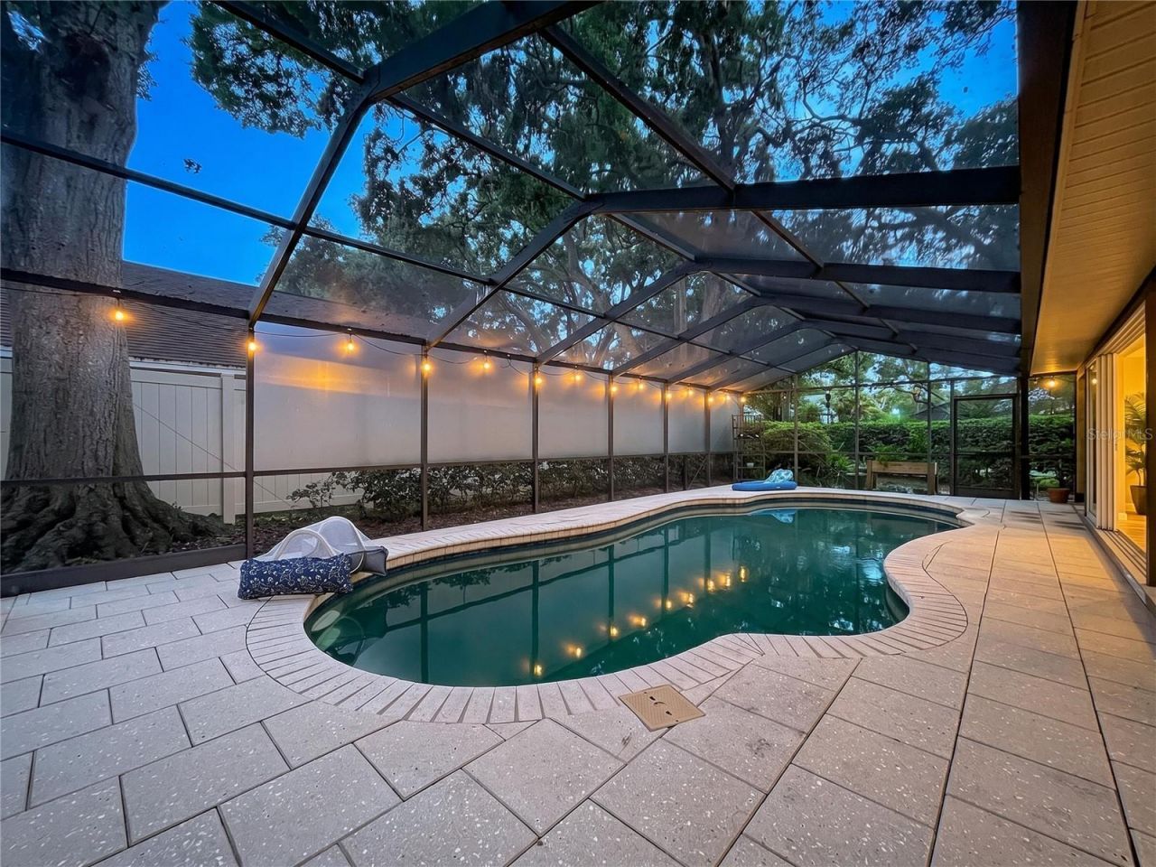 1711 Magdalene Manor Drive, Tampa, FL 33613 Photo