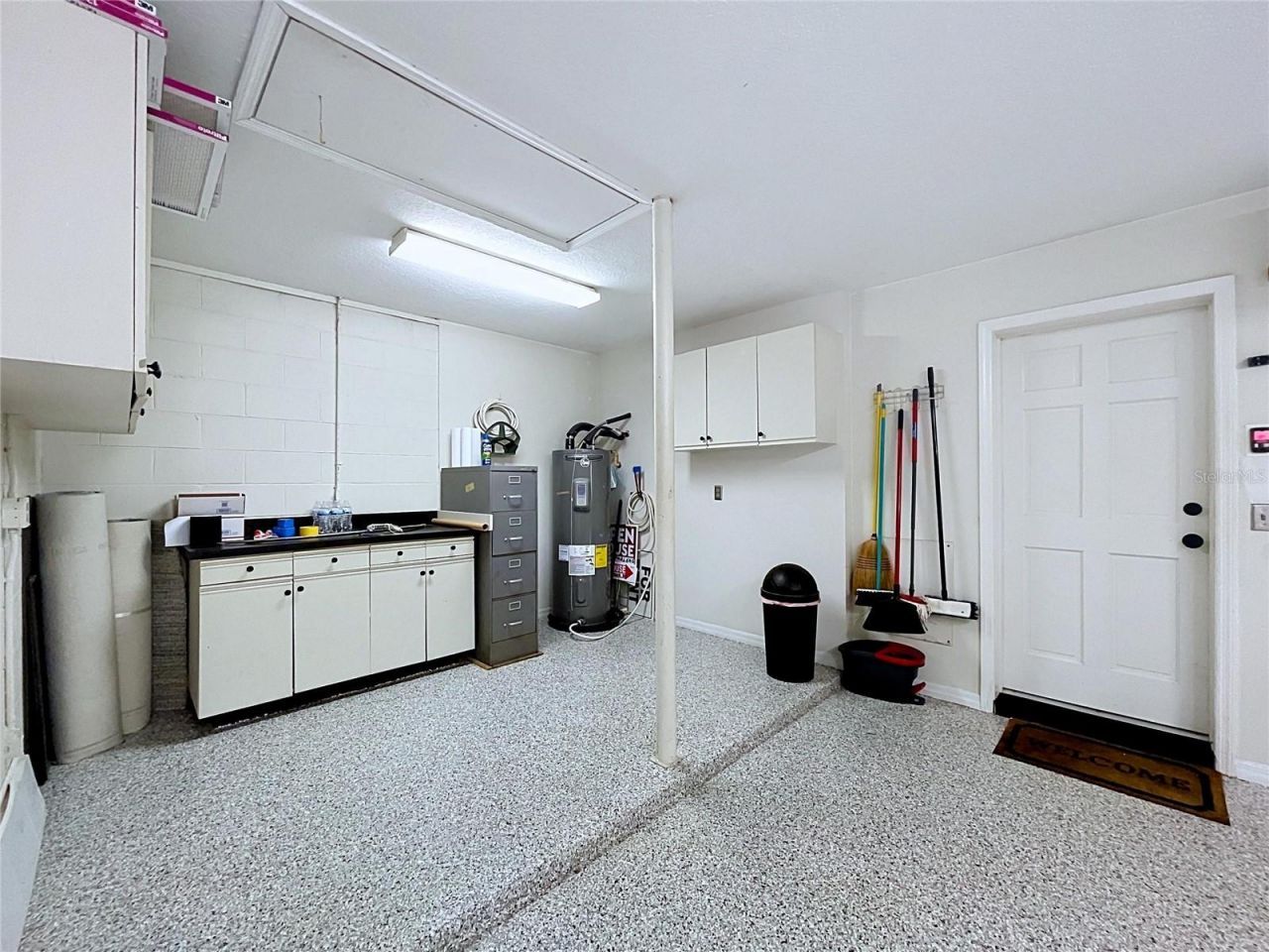 1711 Magdalene Manor Drive, Tampa, FL 33613 Photo