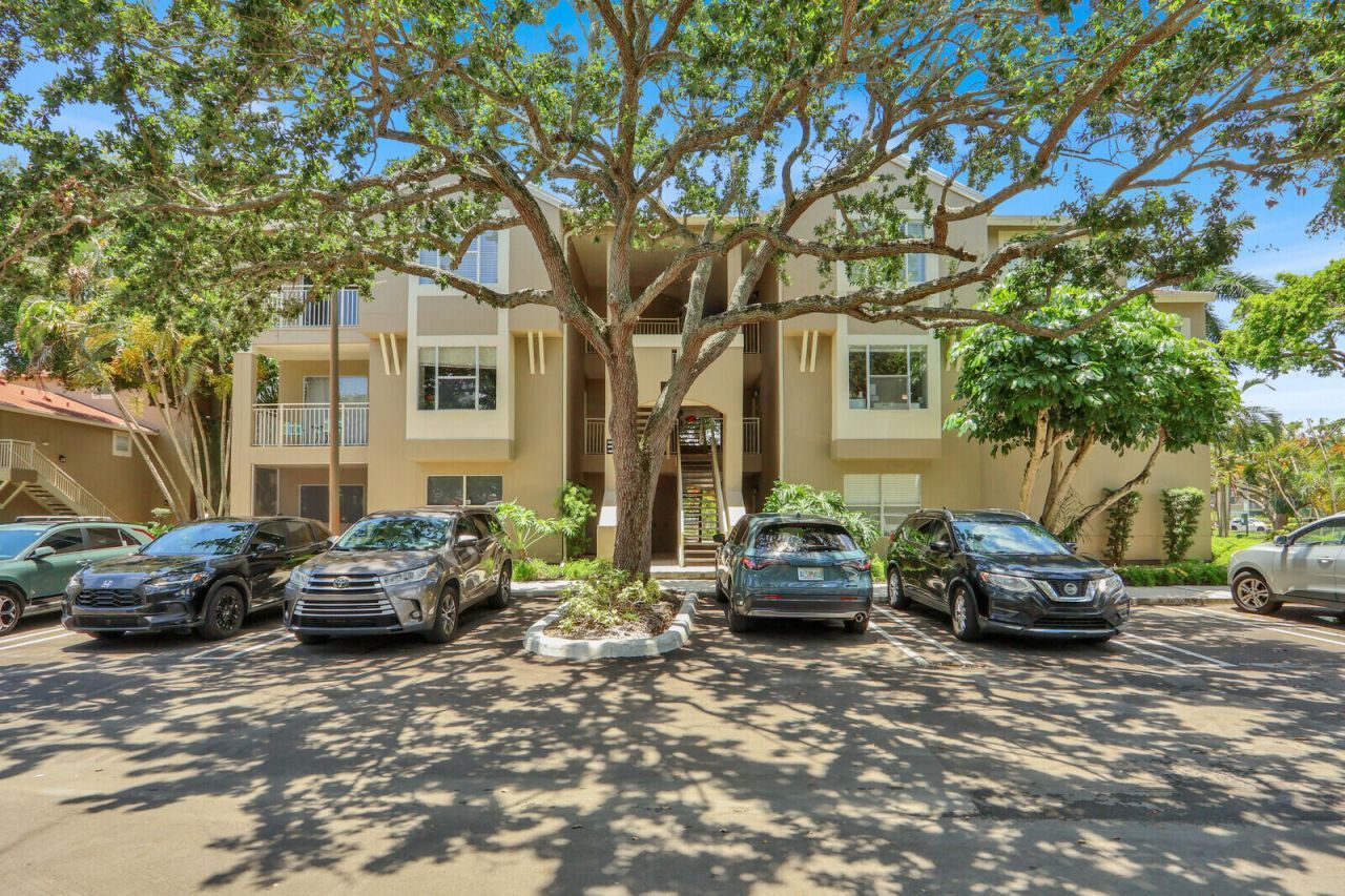 1745 Palm Cove Boulevard, Unit 3-209, Delray Beach, FL 33445 Photo