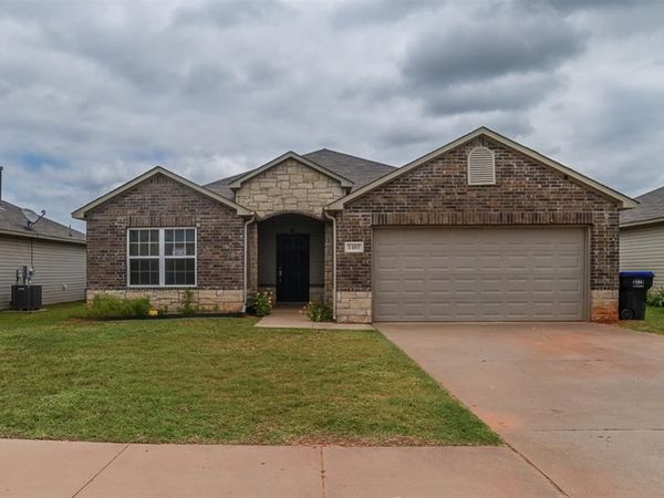1401 Gypsum Place, Noble, OK 73068