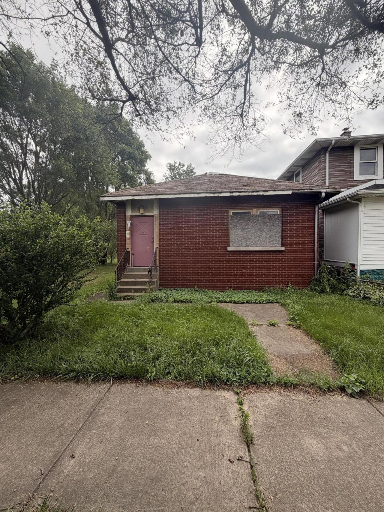 735 Carolina Street, Gary, IN 46402 Main Photo
