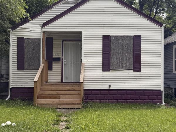 4455 Madison Street , Gary, IN 46408