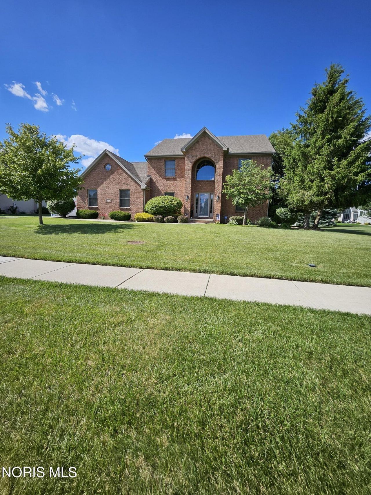 8502 Snapdragon Lane, Monclova, OH 43542 Main Photo