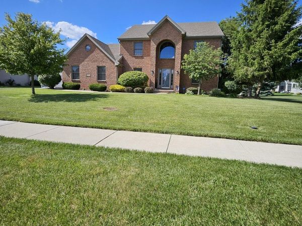 8502 Snapdragon Lane, Monclova, OH 43542